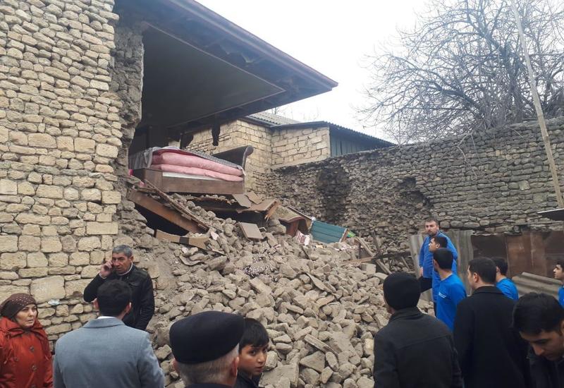 Представители Общественного объединения "Региональное развитие" встретились с жителями регионов Азербайджана, где произошло землетрясение