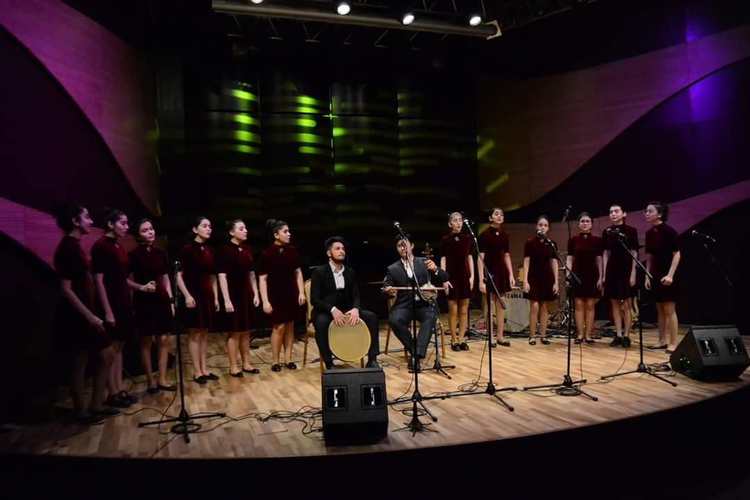 В Центре мугама прошел концерт юных дарований под названием “We Are The World”