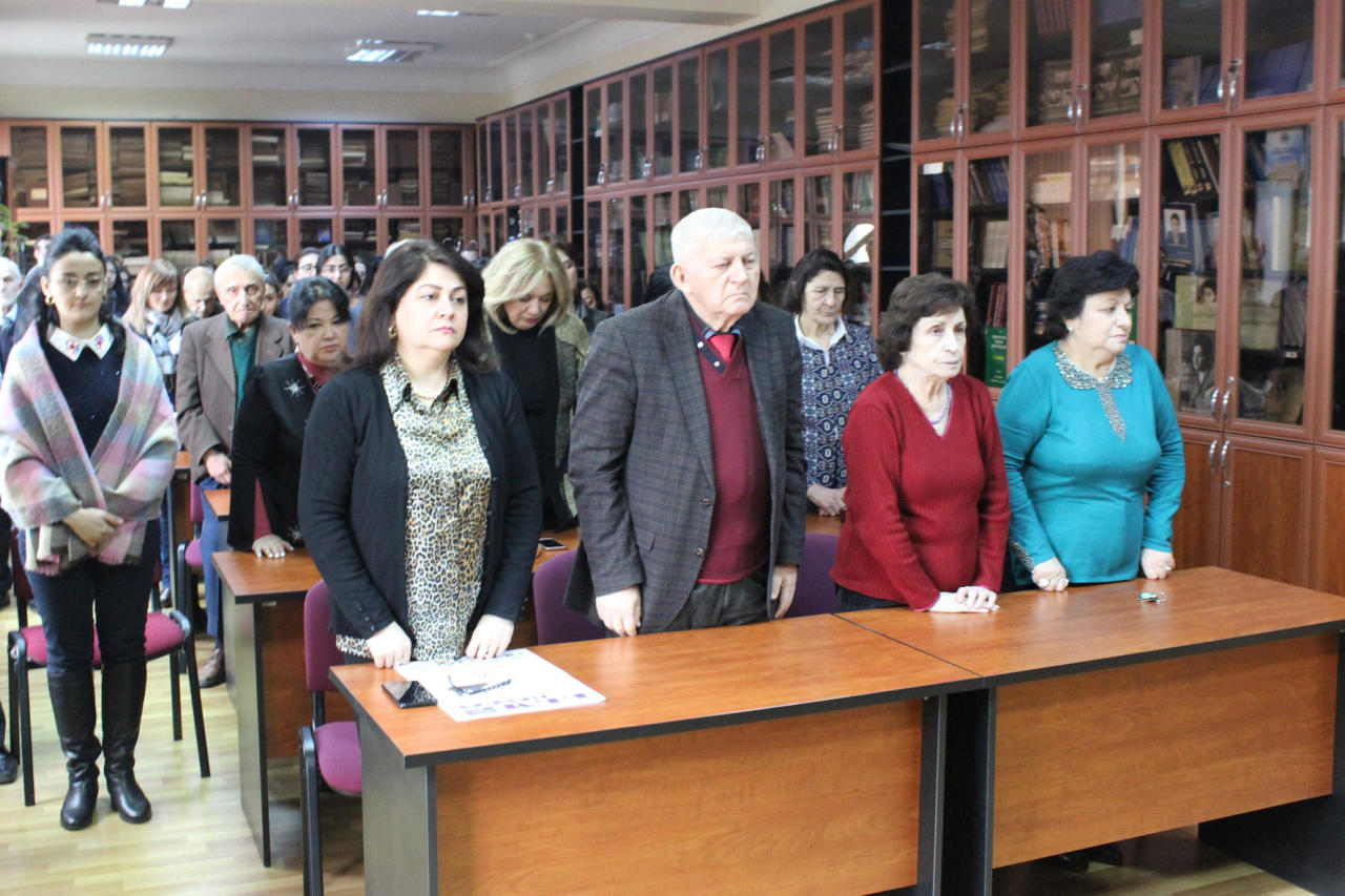Şərqşünaslıq İnstitutunda Xocalı faciəsinin qurbanları yad edilib