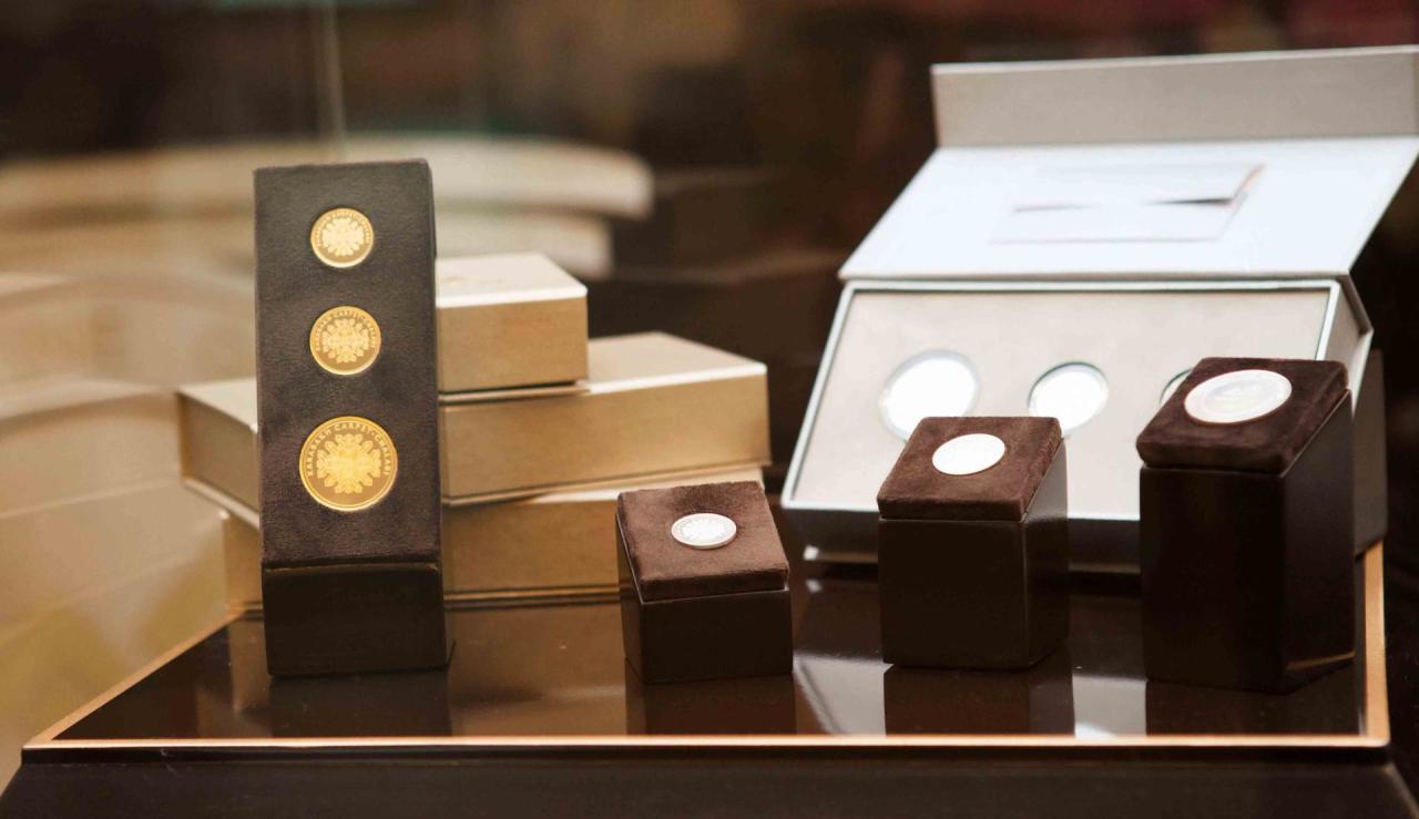 Состоялась презентация монет и слитков ЗАО “AzerGold”