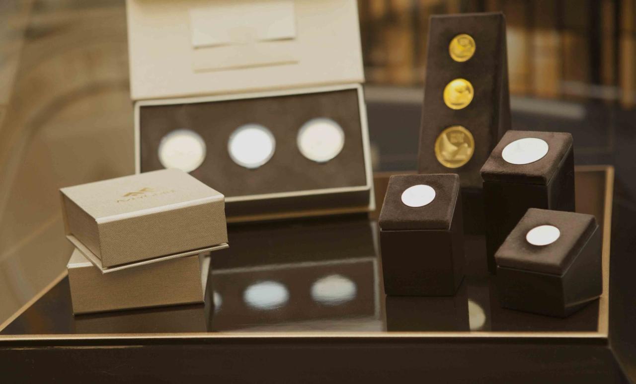 Состоялась презентация монет и слитков ЗАО “AzerGold”