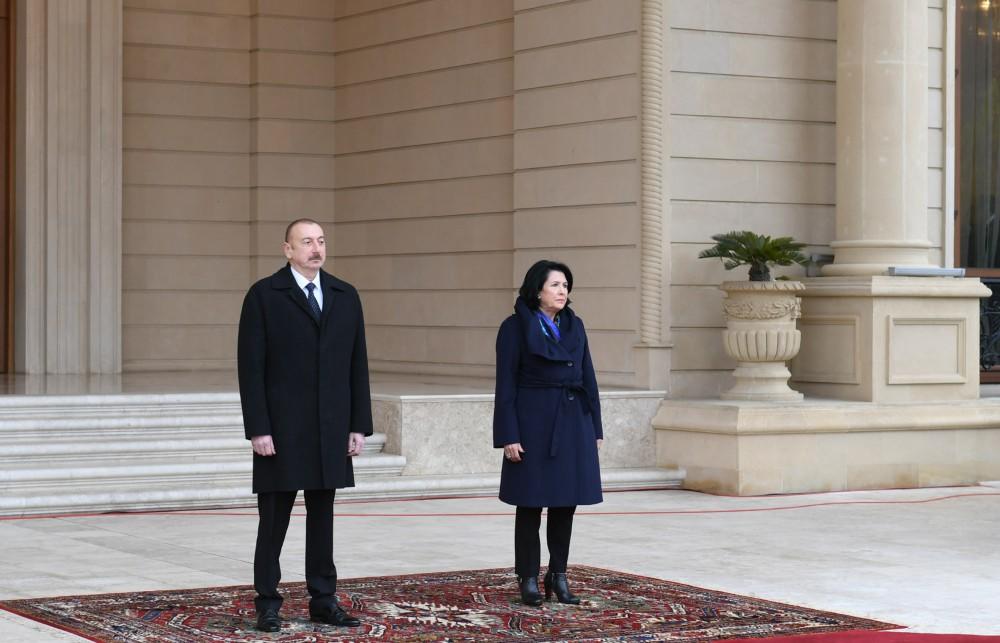 Президент Ильхам Алиев и Саломе Зурабишвили выступили с заявлениями для печати