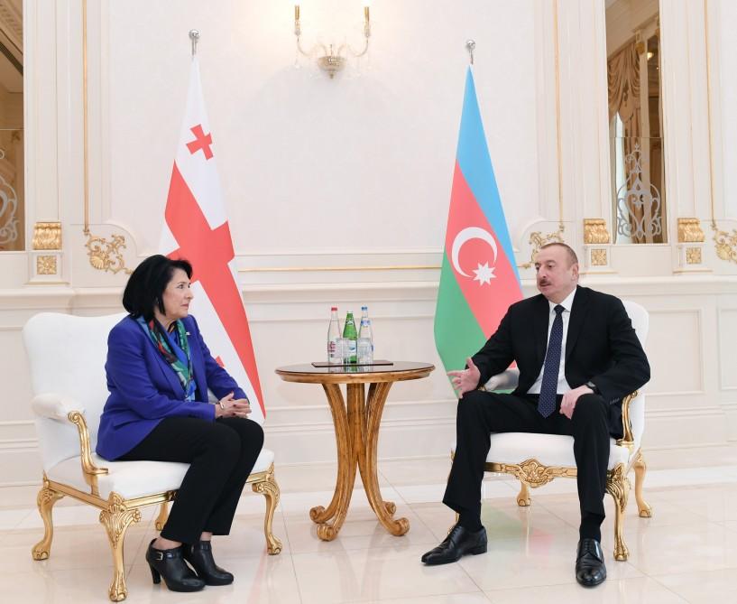 Президент Ильхам Алиев и Саломе Зурабишвили выступили с заявлениями для печати