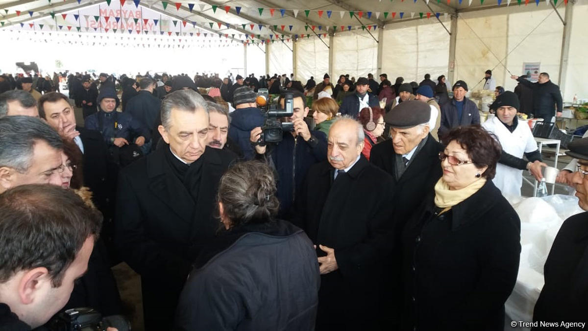Eldar Əzizov: "Müvafiq qurumlara birmənalı olaraq tapşırılıb ki, yarmarkalarda qiymətlərin aşağı olmasına nəzarət edilsin"