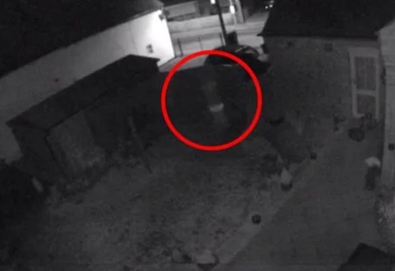 Призрак ребенка попал на камеры бывшей школы в Британии