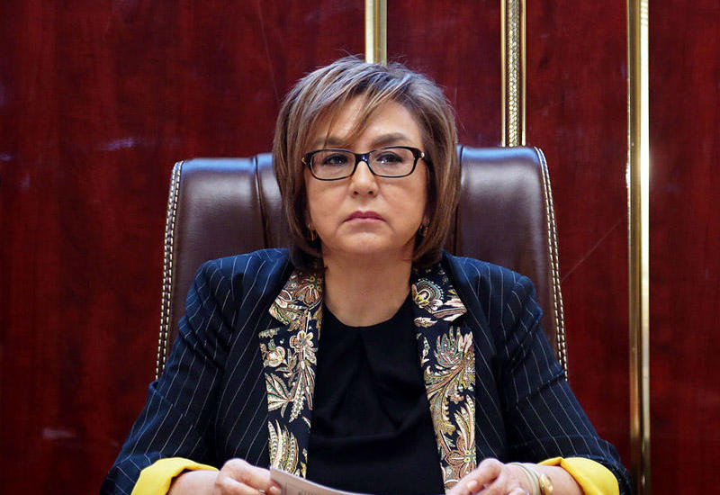 “Niyə qadınlara Bəsti, Kifayət adları qoyulur?”