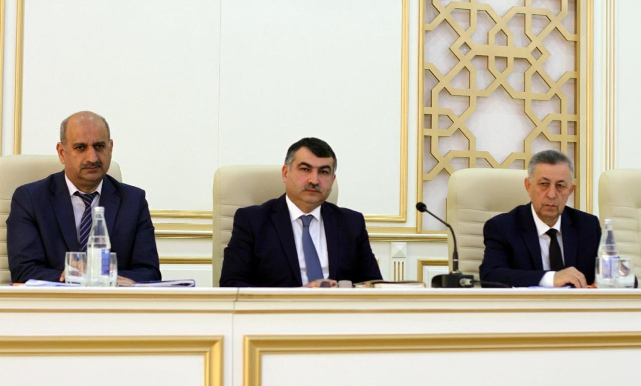 Nazirlik: Ödənişli əsas məzuniyyət 21 gündən az olmayaraq verilməlidir