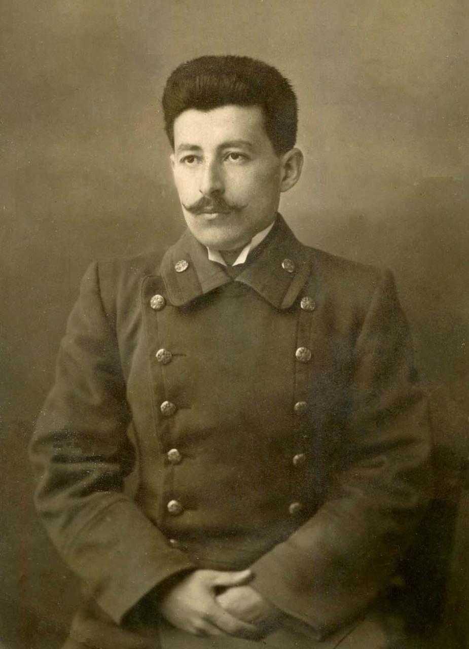 Шах подарил часы, Родина – ссылку, народ – память…