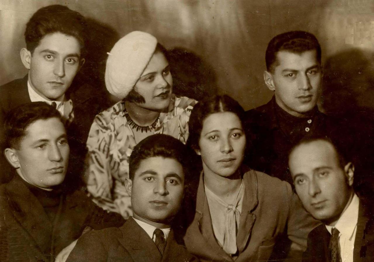 Шах подарил часы, Родина – ссылку, народ – память…