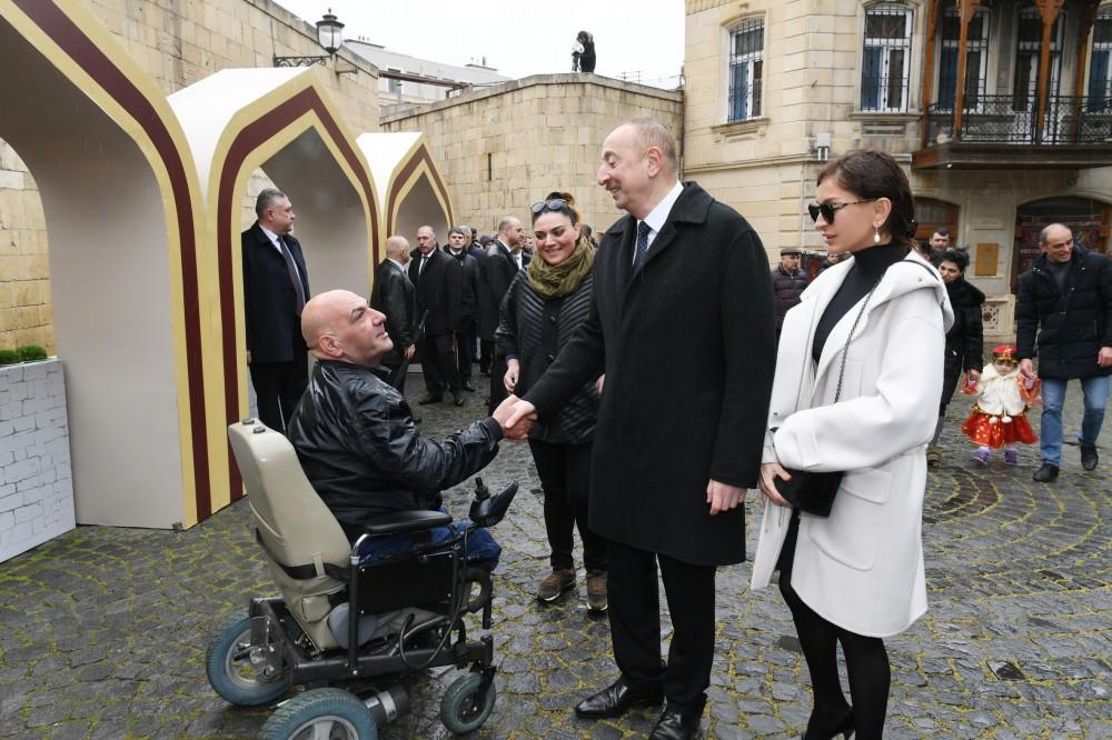 Президент Азербайджана Ильхам Алиев и Первая леди Мехрибан Алиева приняли участие во всенародных празднествах по случаю Новруза