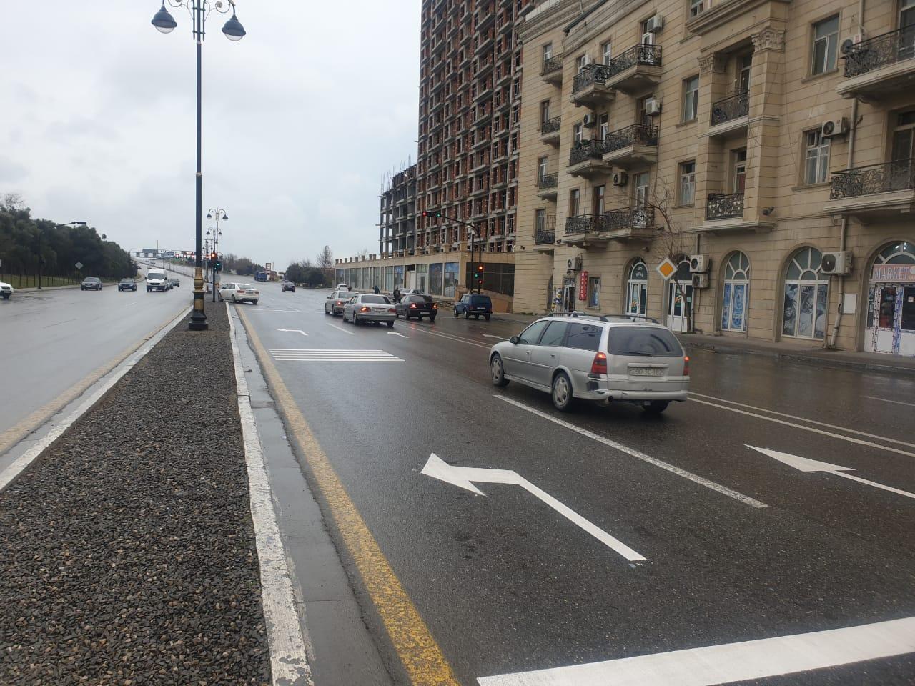 В Баку ограничивают въезд на важную развязку