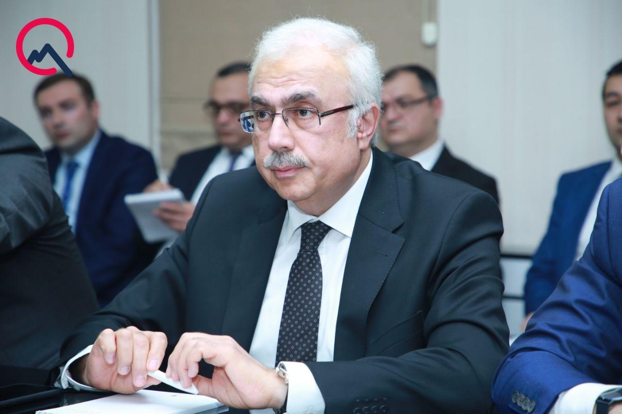 ““Diqlas”da yanmayan seyfim var idi, dollarlar istidən qopub tökülürdü”