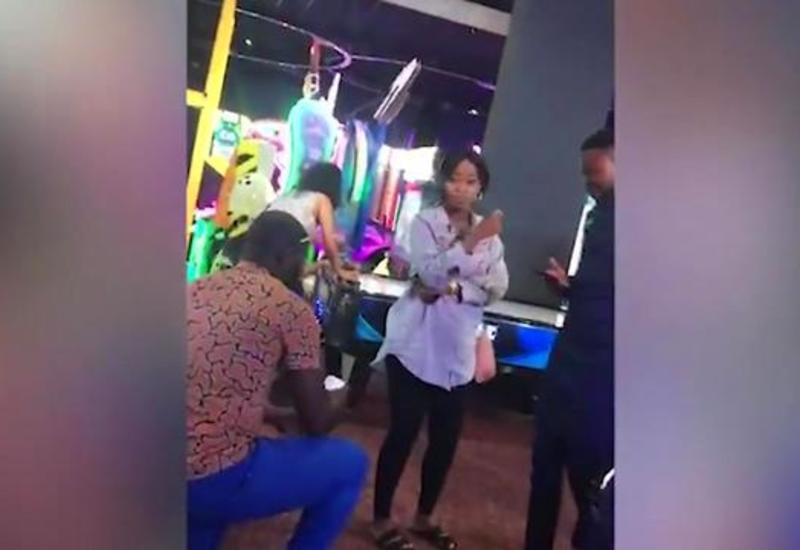 Странный танец невесты после предложения руки и сердца попал на камеры