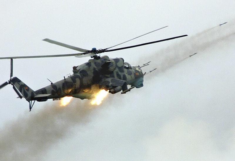 Эффектный и необычный взлет вертолета Ми-24