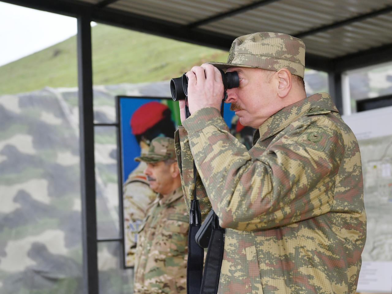 Президент Ильхам Алиев побывал в N-ской воинской части Сил специального назначения Минобороны