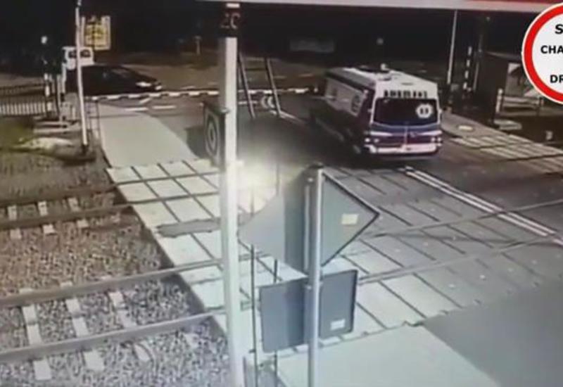 В Польше поезд столкнулся со скорой, есть жертвы