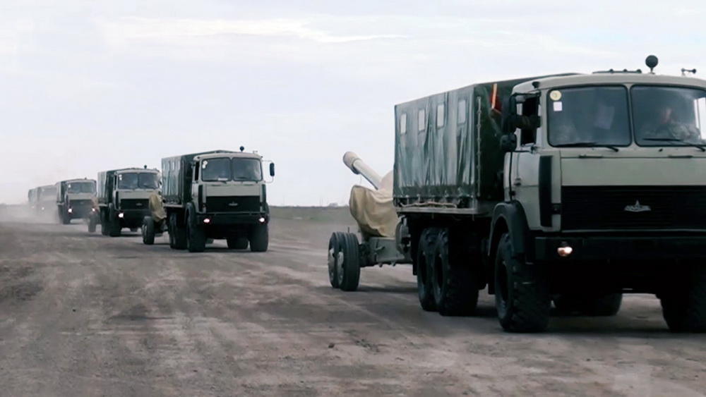 Боевые стрельбы азербайджанской армии в прифронтовой полосе