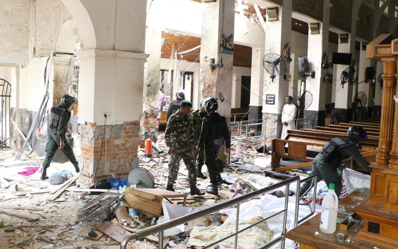 Кровавая пасха на Шри-Ланке, 8 взрывов - 215 погибших, более 450 раненых