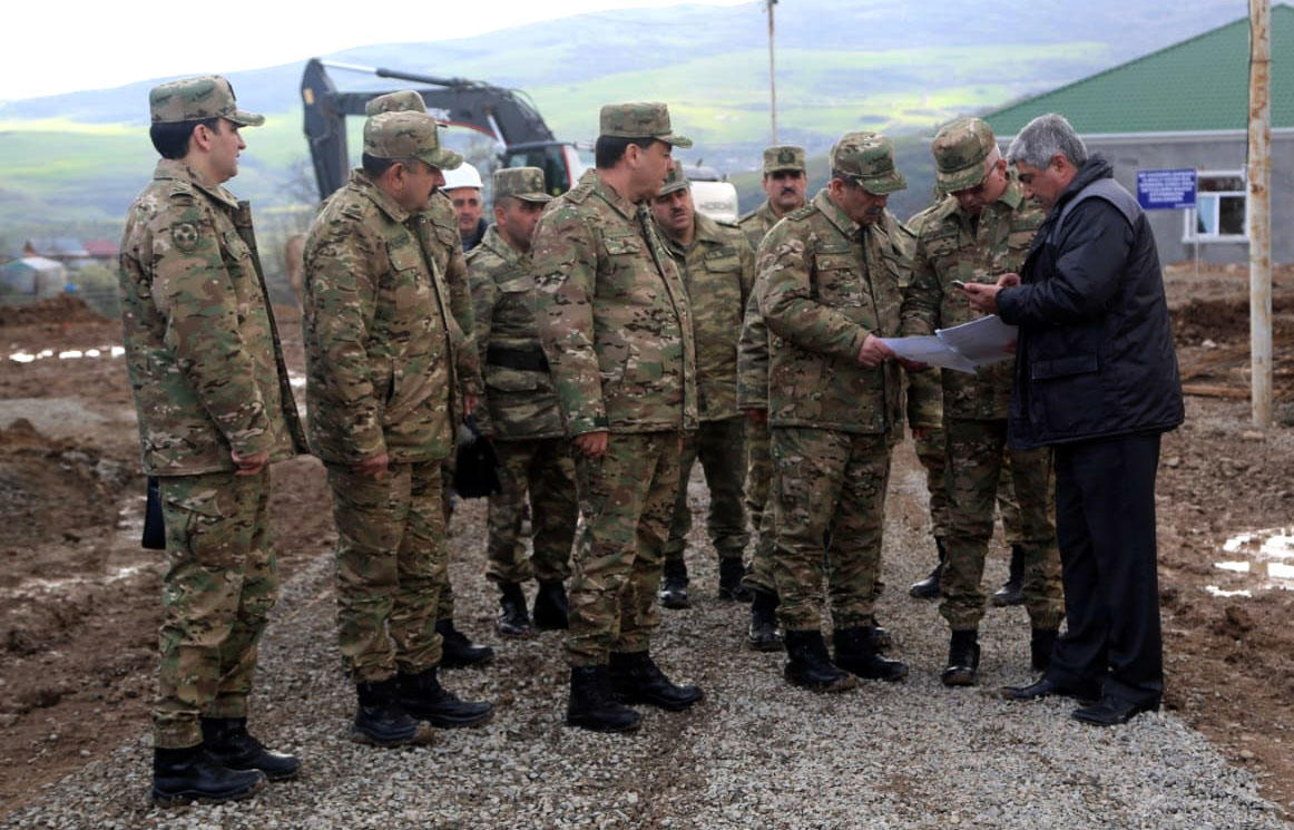 Zakir Həsənov cəbhəboyu zonada olub, müvafiq tapşırıqlar verib