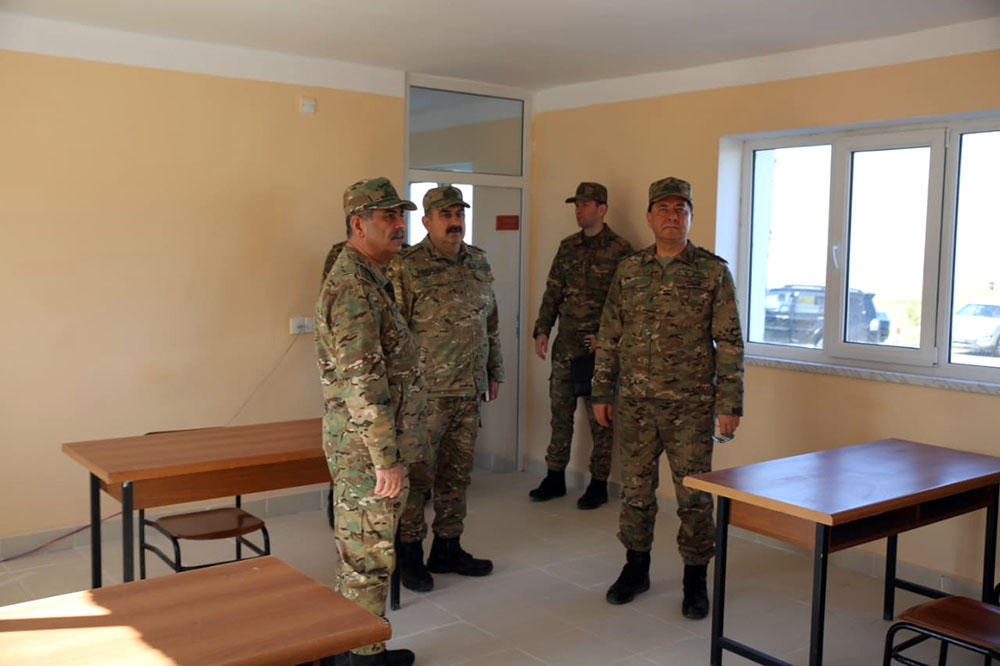Закир Гасанов в прифронтовой зоне