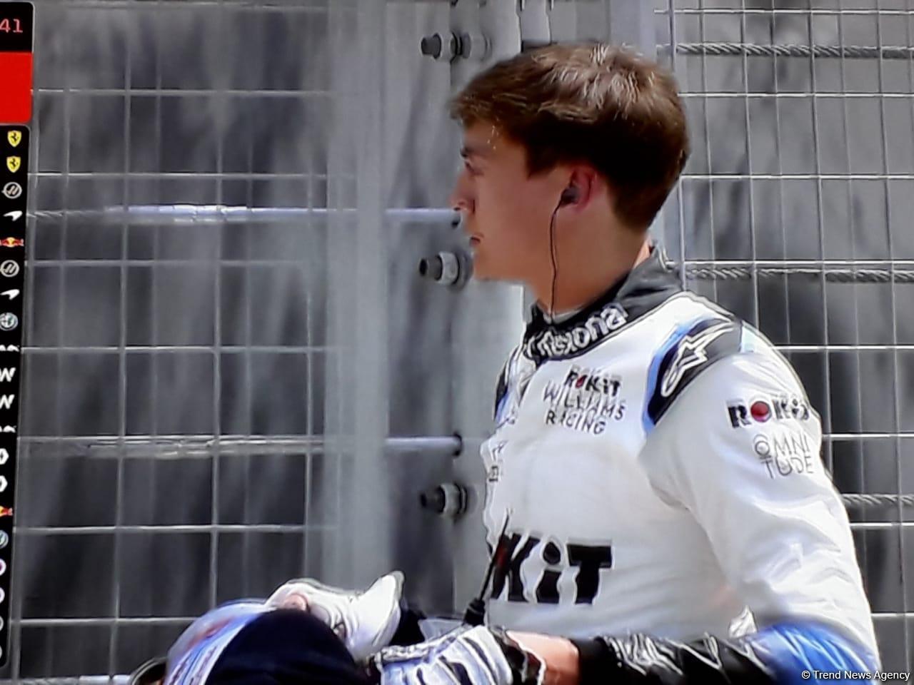 Жесткая авария на Формуле-1 в Баку: в болид влетел канализационный люк