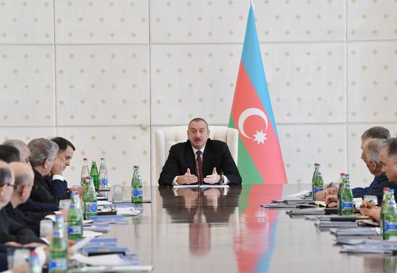 Президент Ильхам Алиев: До сих пор есть вынужденные переселенцы, живущие в тяжелом положении, и решение их проблем является одним из основных вопросов для нас