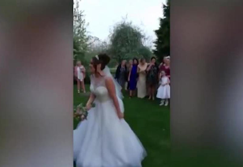 Мужчина подговорил сестру и сделал необычное предложение руки и сердца