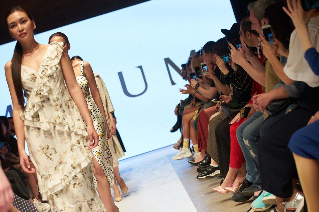 В Баку состоялось открытие Azerbaijan Fashion Week