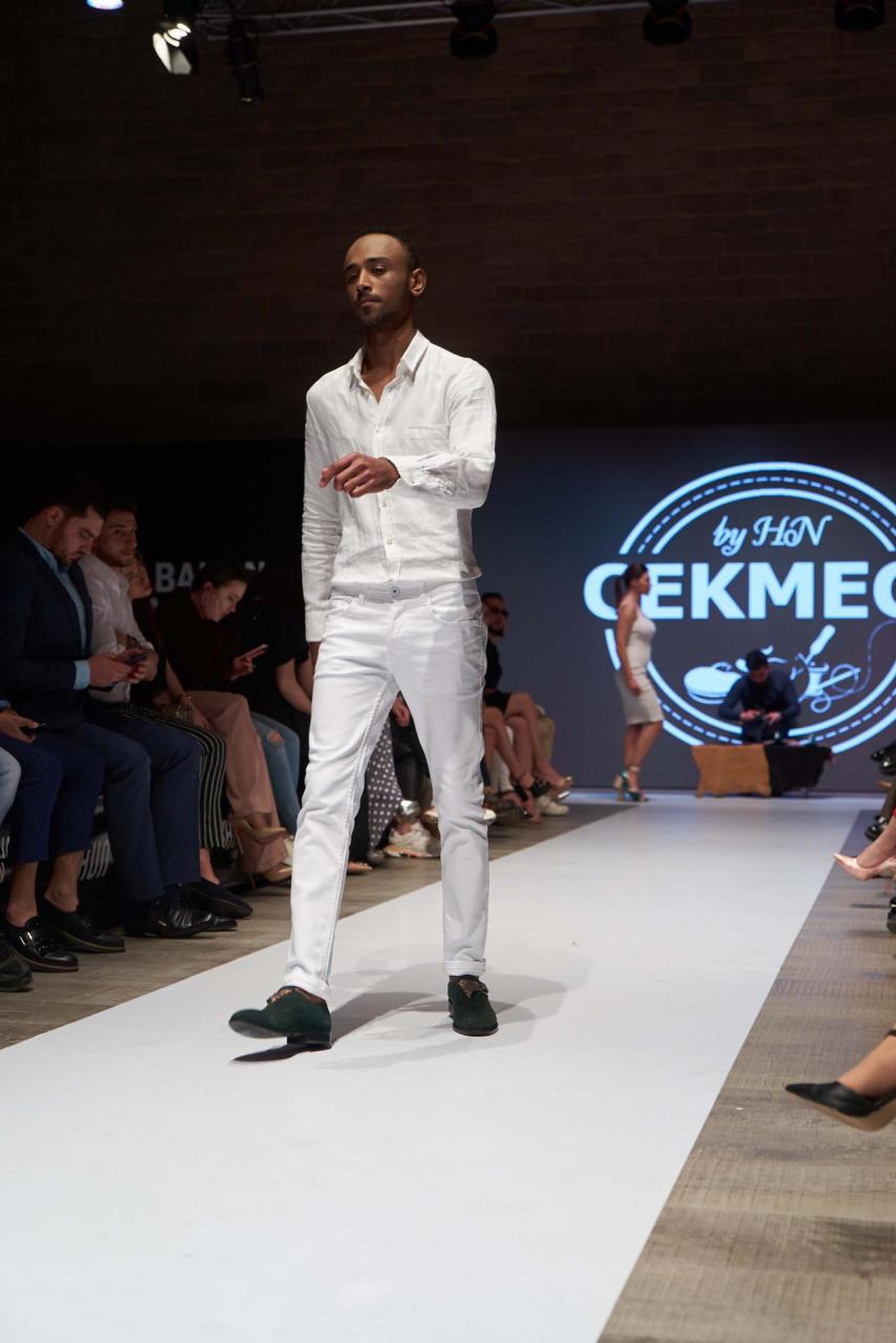 В Баку состоялось открытие Azerbaijan Fashion Week