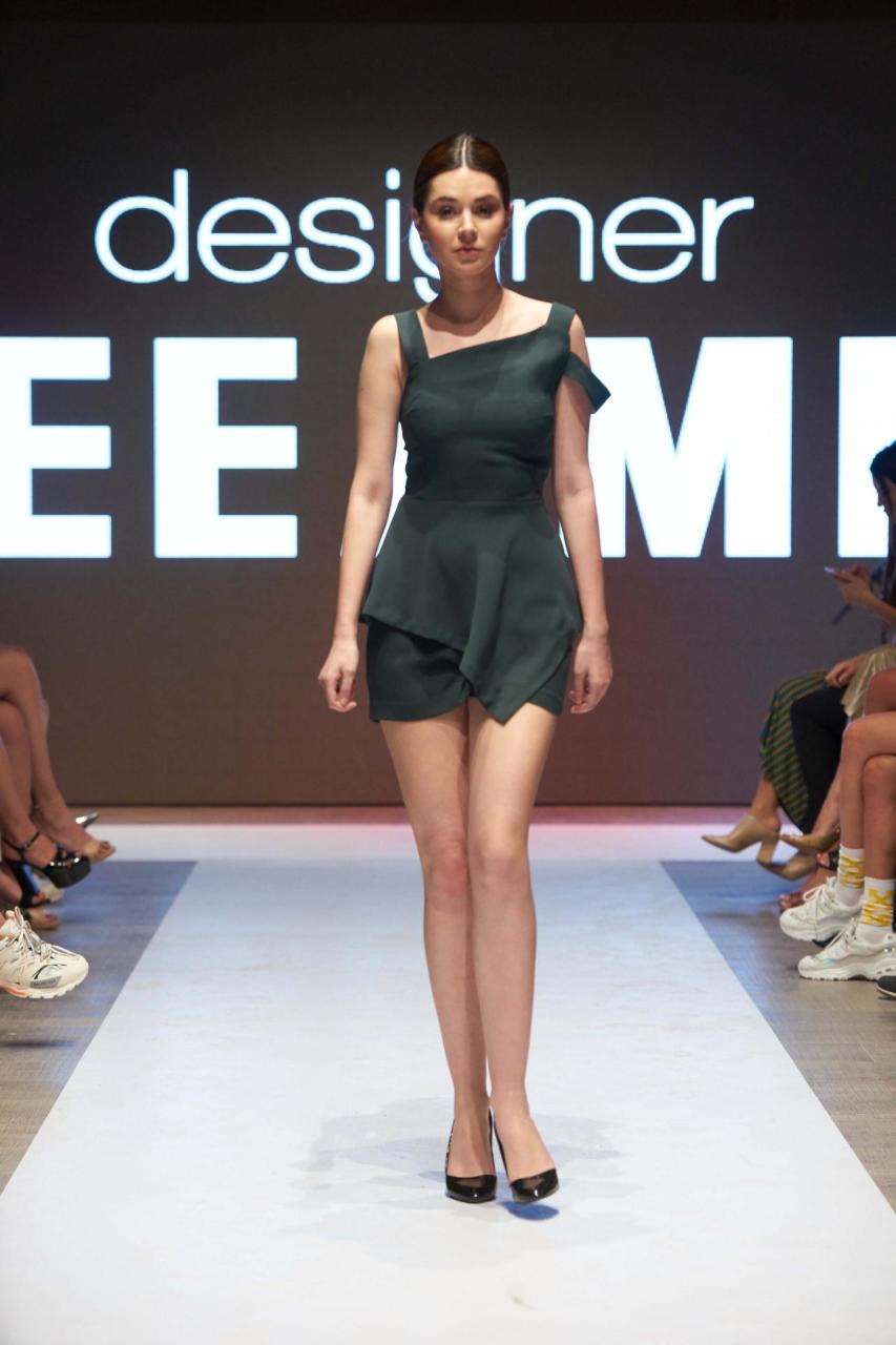 В Баку состоялось открытие Azerbaijan Fashion Week