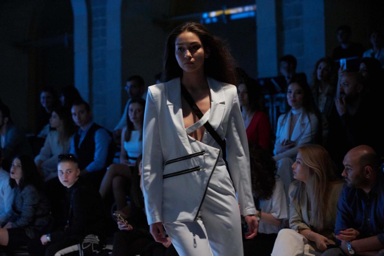 В Баку состоялось открытие Azerbaijan Fashion Week