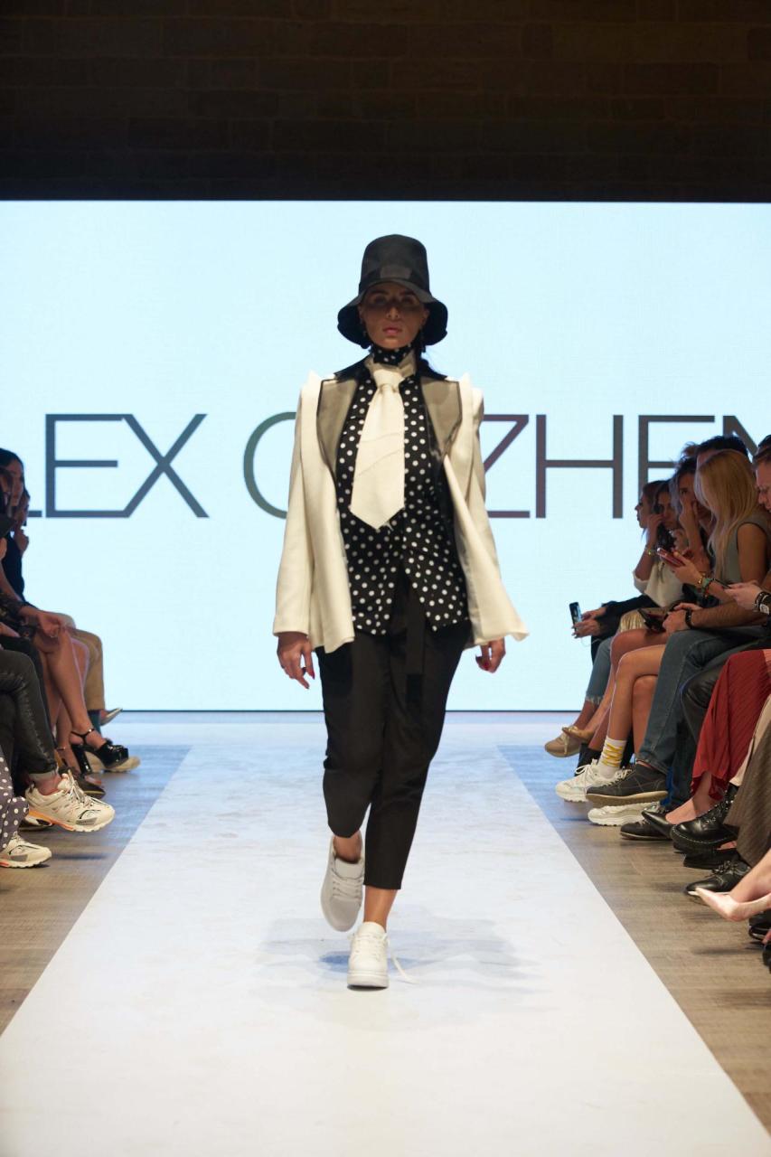 В Баку состоялось открытие Azerbaijan Fashion Week