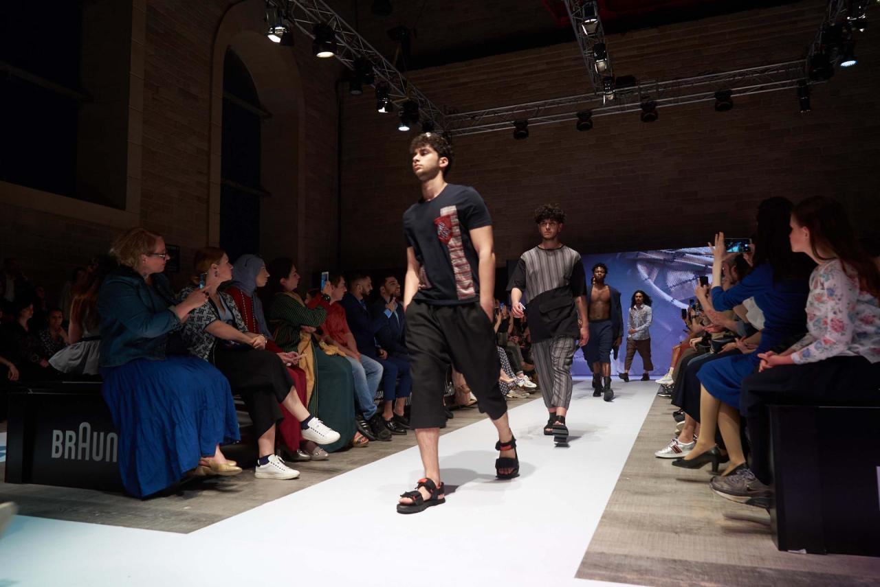 В Баку состоялось открытие Azerbaijan Fashion Week