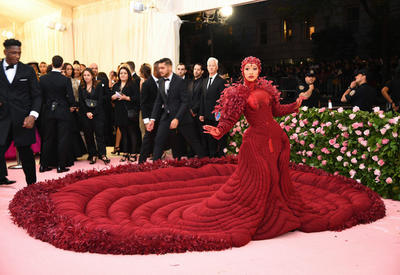 Карди Би в самом фантастическом платье на Met Gala <span class="color_red">- ФОТО</span>