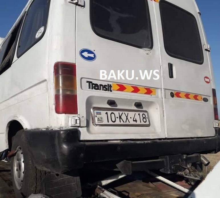 В Азербайджане "КамАЗ" столкнулся с микроавтобусом, есть погибшие