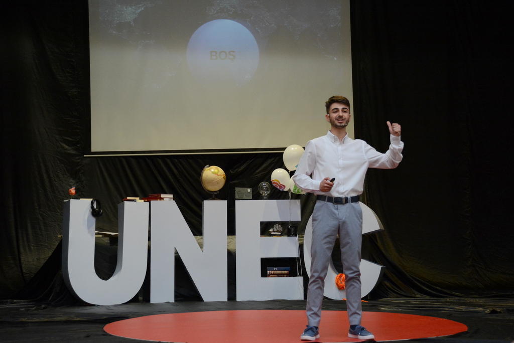 Стал известен победитель международного конкурса науки UNEC III Science Slam