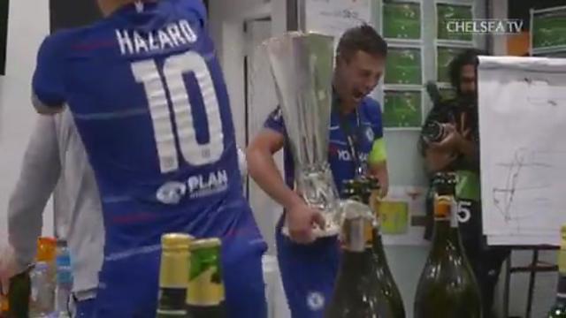 "Челси" выложил видео из раздевалки после победы над "Арсеналом"
