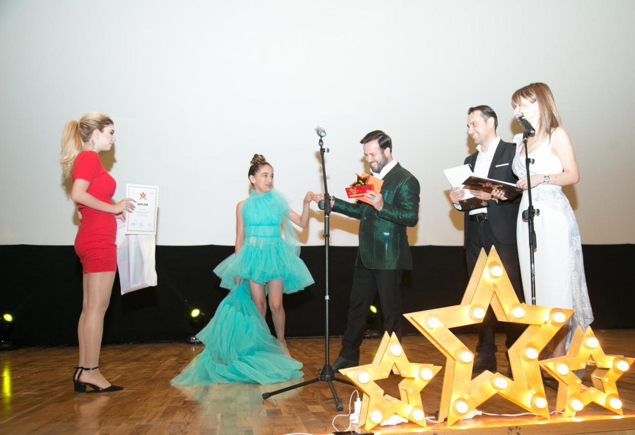 В Баку прошла церемония награждения проекта Azerbaijan Golden Kids Awards 2019