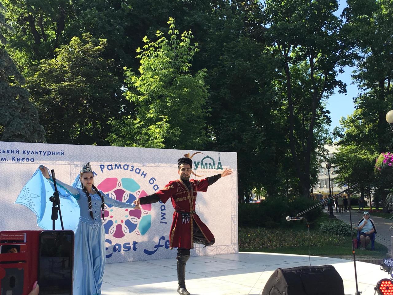 На фестивале в Киеве была представлена культура Азербайджана