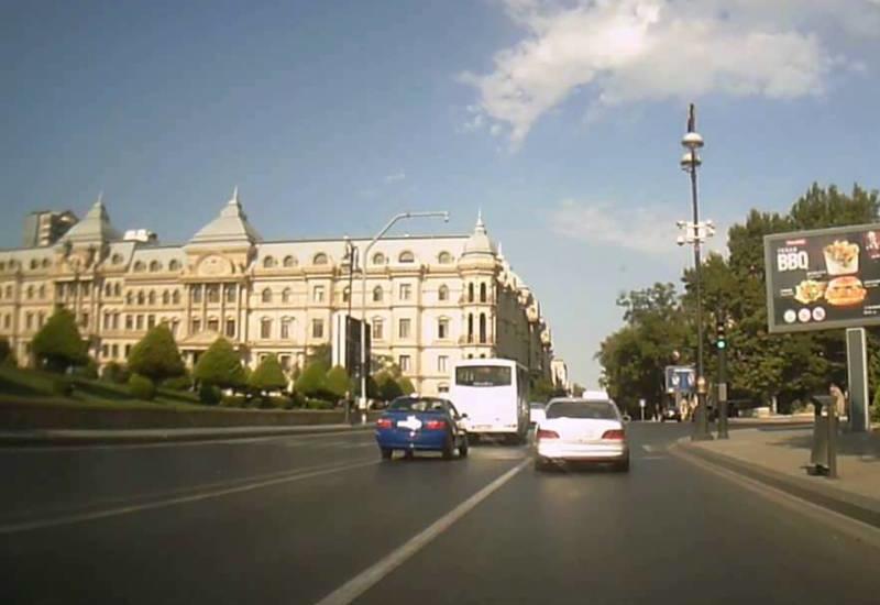 Улица дипломатов