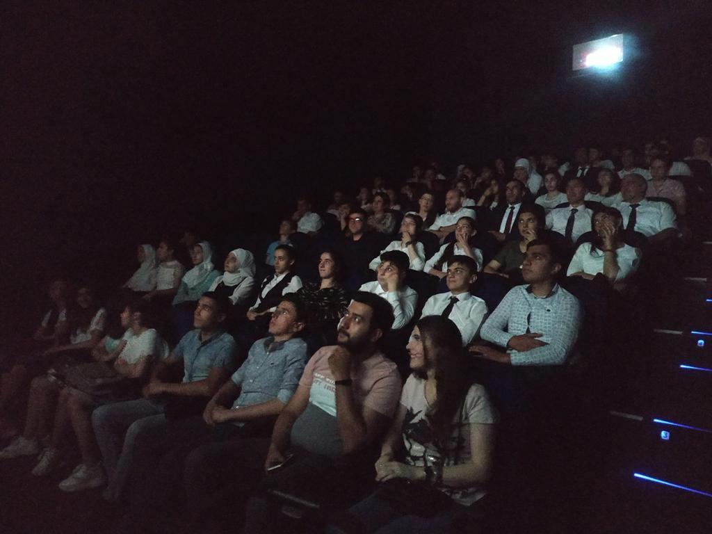 В CinemaPlus Quba презентован документальный фильм "За пределами границ"