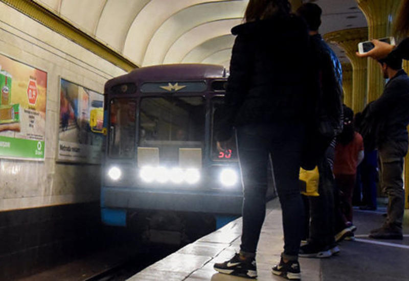 Сбой в работе бакинского метро