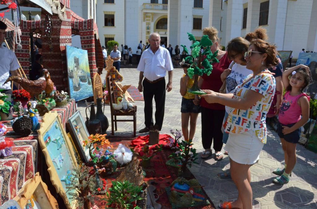 В Баку состоялось заключительное мероприятие творческого фестиваля "Из регионов в регионы"