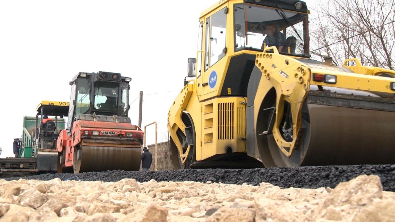 В Азербайджане реконструируется одна из важных региональных автодорог