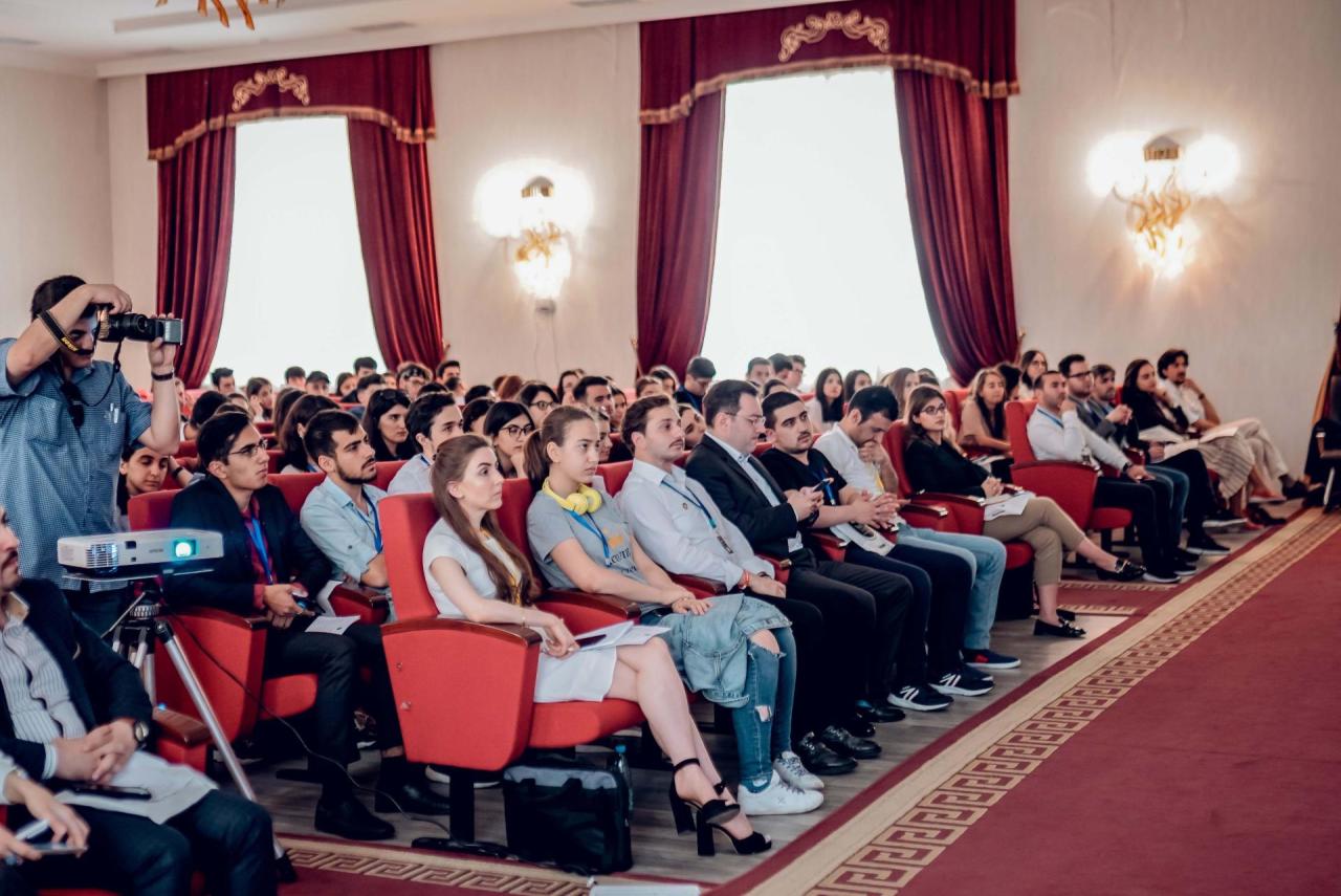 В Баку прошел YouthSpeak Forum 2019