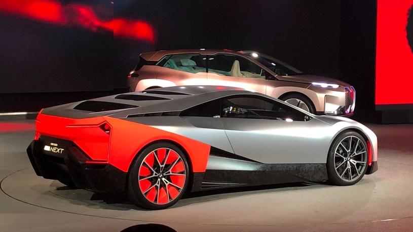 BMW продемонстрировала впечатляющие спорткары будущего