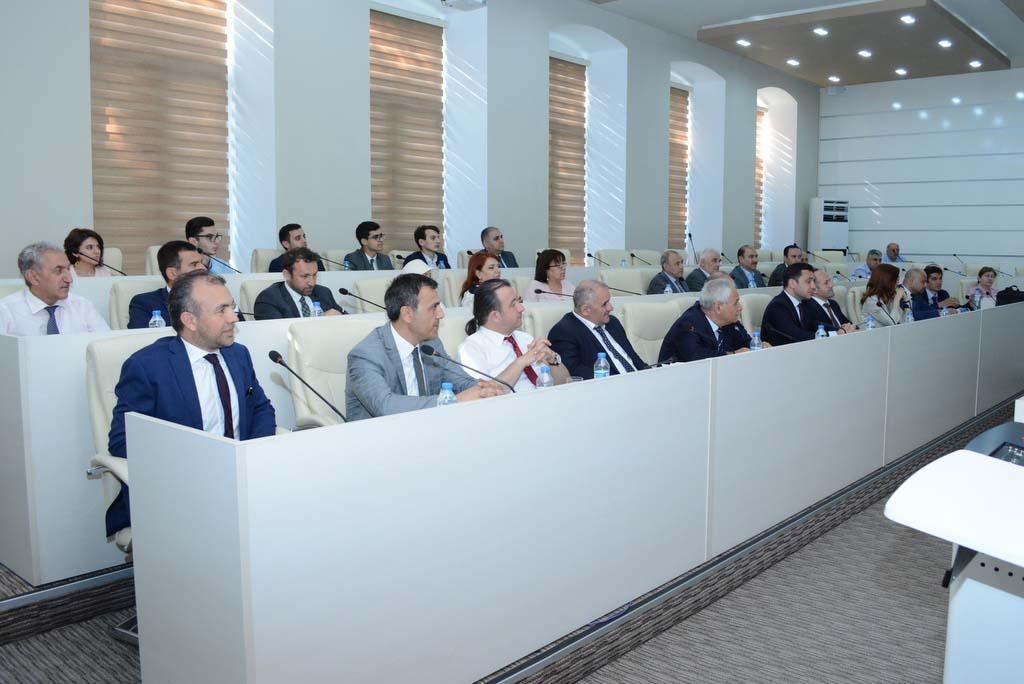 В UNEC состоялась презентация «Единой студенческой карты»