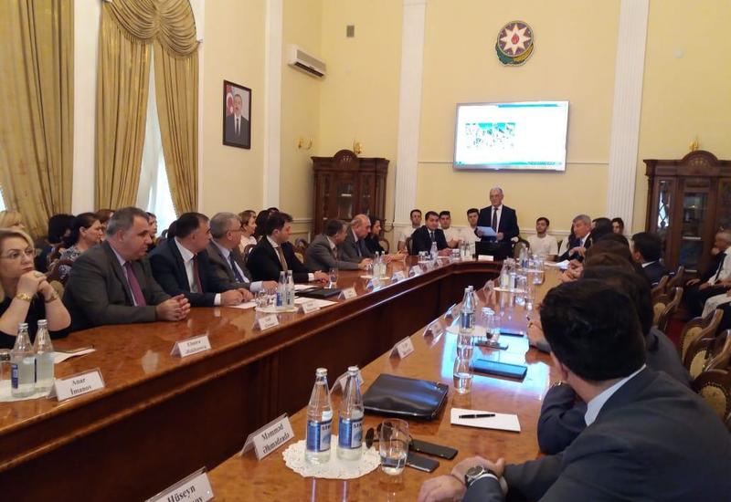 В Баку презентован электронный ресурс "Дипломатия Азербайджана"