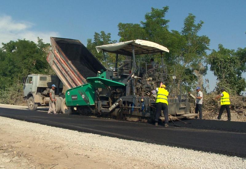 В регионах Азербайджана ремонтируют дороги