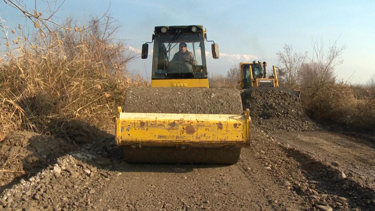 В регионах Азербайджана ремонтируют дороги